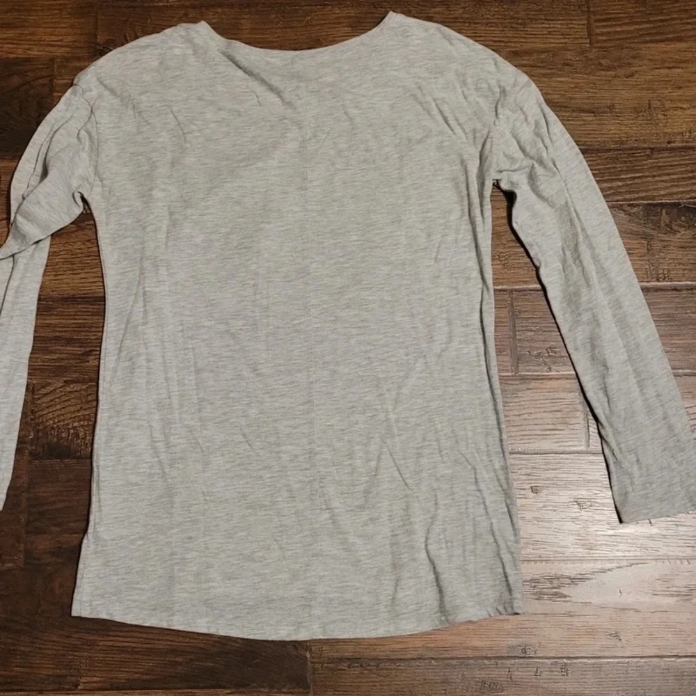 Justice Girls' Gray Long-Sleeve Soccer Graphic Tee with Blue & Green Accent
